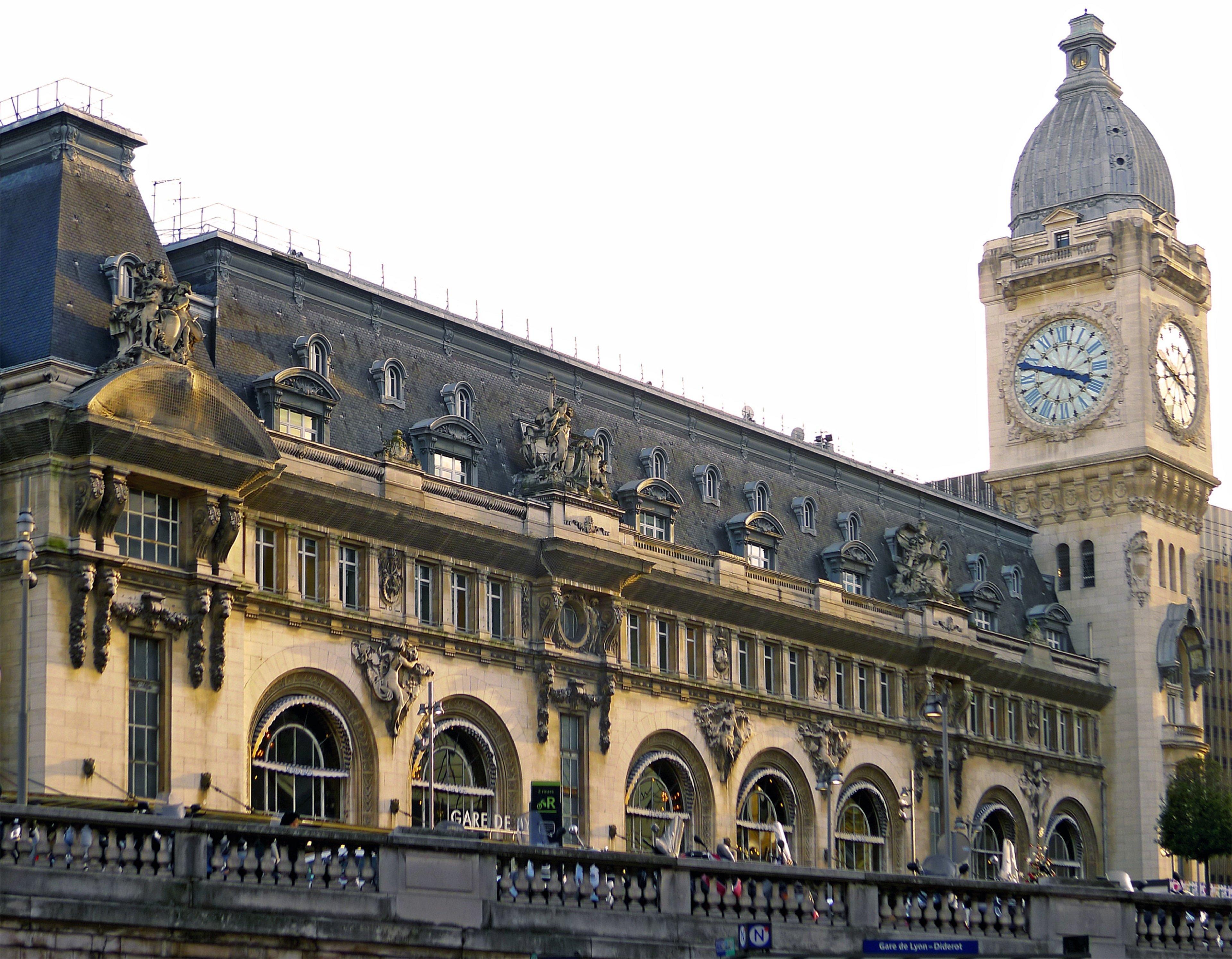 Holiday Inn Paris - Gare De Lyon Bastille, An Ihg Hotel Dış mekan fotoğraf